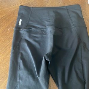 Zelle crop length leggings